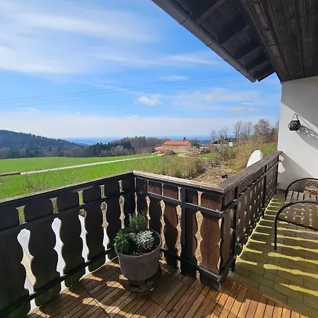 Apartment D' Aussicht Nach La